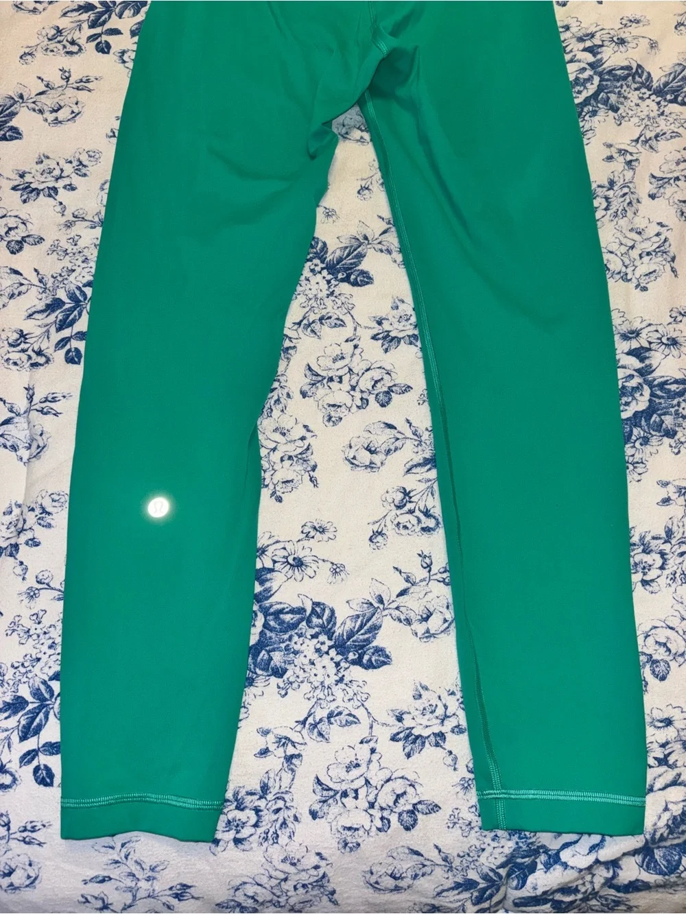 Lululemon size 8 Leggings